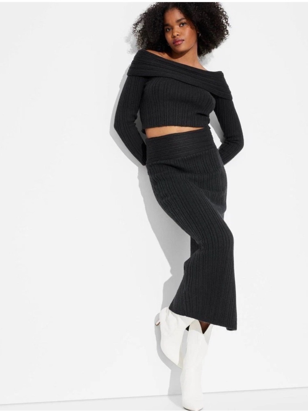D191 NWT Wild Fable Pull On Wide Rib Sweater Skirt with Slit - Size: XS